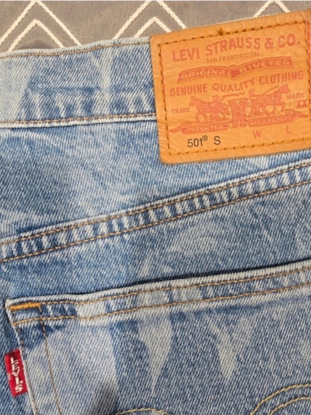 Levi's 501 Women's Light Blue Jeans